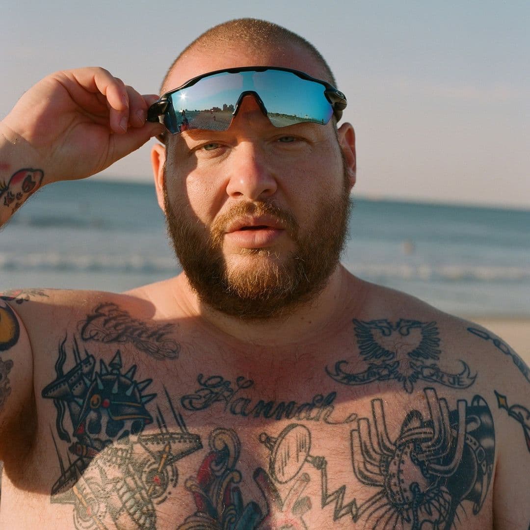 action bronson-2